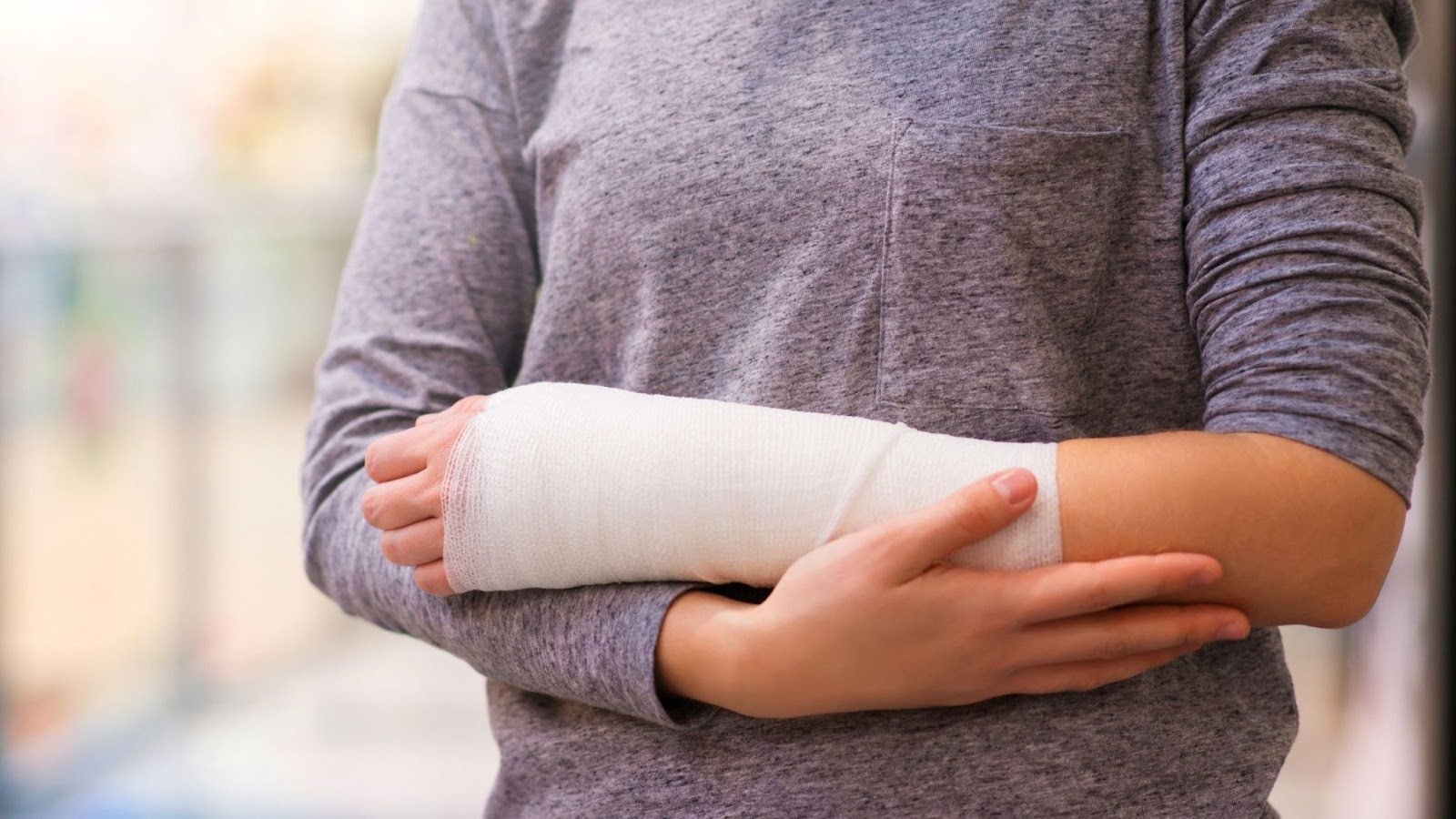 How To Qualify for SSDI for a Non-Healing Fracture to an Upper Extremity